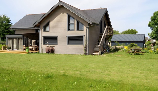 Beautiful Gîte "Les Hirondelles du Cap" on the Cap Fréhel Peninsula