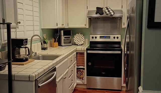 Beautiful Gated 2-bedroom 1 bath Condo with fireplace in fabulous Hayward.