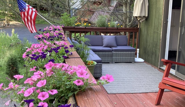 BEAUTIFUL GATED HIDEOUT HOME! 4 KAYAKS +Mini Ping Pong , beach chairs 🏝🏖☀️☀️