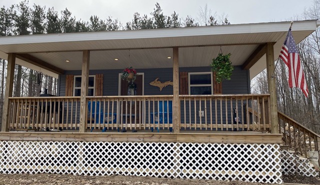 Beautiful Getaway In the UP! Right on Snowmobile and ORV Trails