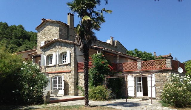 BEAUTIFUL GITE IN CÉVENNES 4 BEDS - "THE BLUE CEDAR"