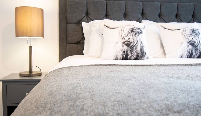 Beautiful Glasgow South Home - Pass the Keys