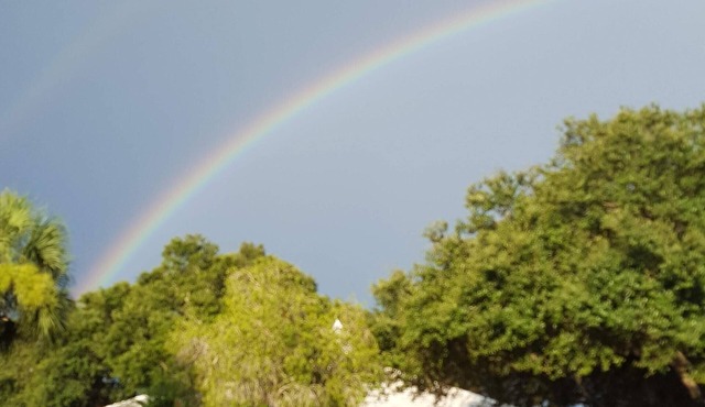 Beautiful golf course view with amazing sunsets; 15 minutes to Manasota Beach