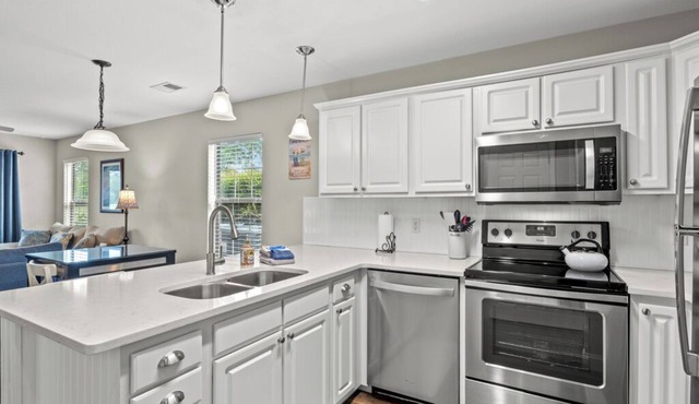 Beautiful Golf & Lake Views, Pawleys Island, SC - Professionally Cleaned