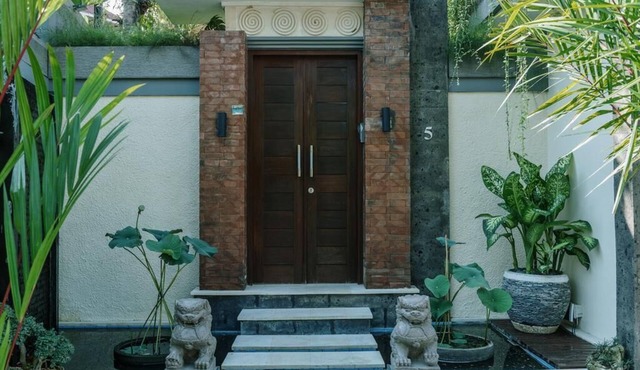 Beautiful Guestroom in Canggu with Balcony