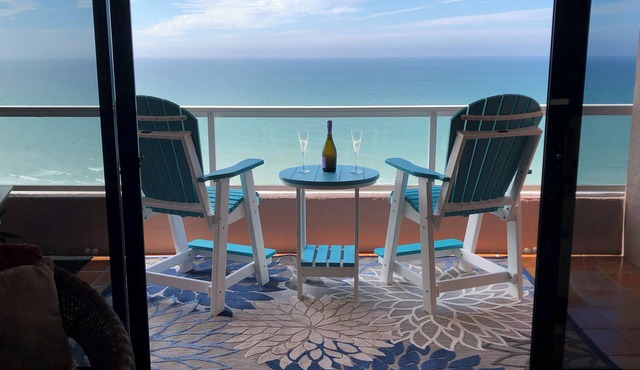 Beautiful Gulf Front Condo
