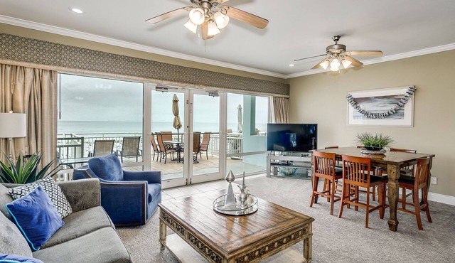 Beautiful Gulf front townhome at White Sands!
