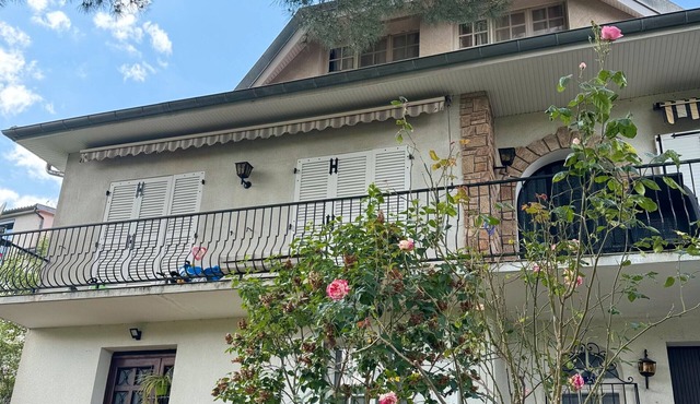 Beautiful House with View of the Vienne