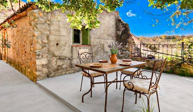Beautiful home in Montagnac-Montpezat with house a panoramic view