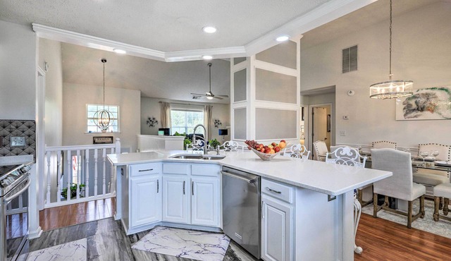 Beautiful Hampton Home w/Gazebo & Backyard!