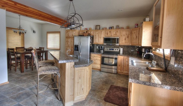 Beautiful Hauser Lake / Spokane / Coeur D'Alene