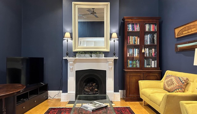 Beautiful Heritage home close to CBD Sporting fields and hospital