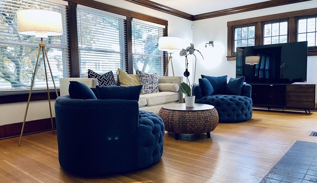 Beautiful Highland Park home; fast internet-close to Brighton,