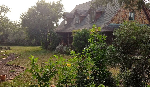 Beautiful HIl Country Hideaway in Private Gated Community
