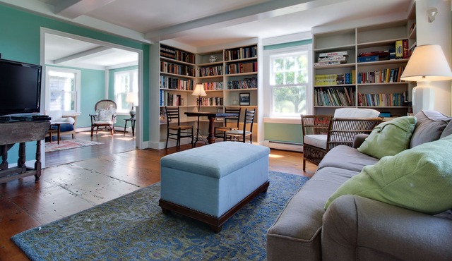 Beautiful, Historic Farmhouse & Guest House on Chilmark Pond