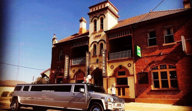 Beautiful Historic Hotel in the Hunter Valley