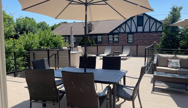 Beautiful Historic Home/Perfect Location/Walk Everywhere/NEW Rooftop Deck!