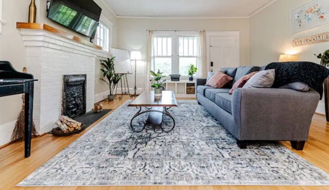 Beautiful Historical Downtown Home