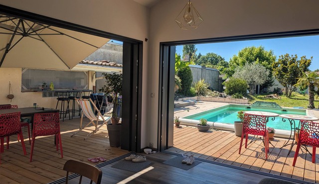 Beautiful house near Bordeaux and the ocean