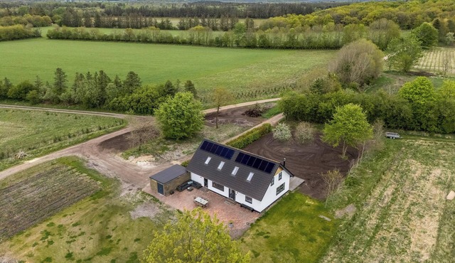 Beautiful holiday home, completely renovated in 2026, located in scenic.