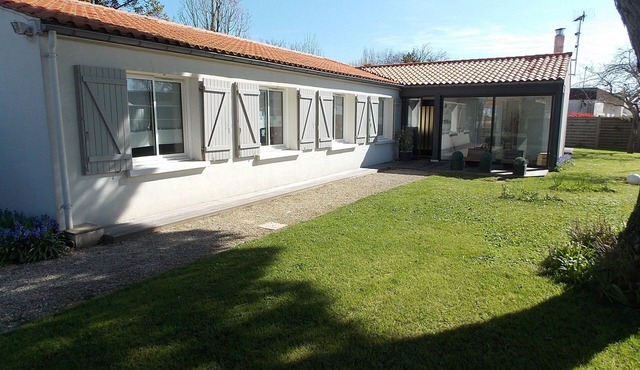 Beautiful holiday home near la rochelle