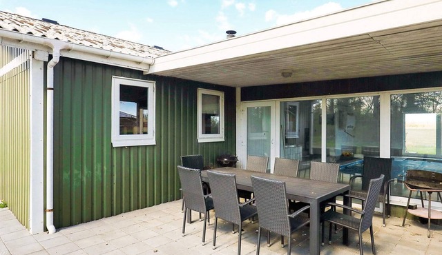 Beautiful Holiday Home in Hals with Swimming Pool
