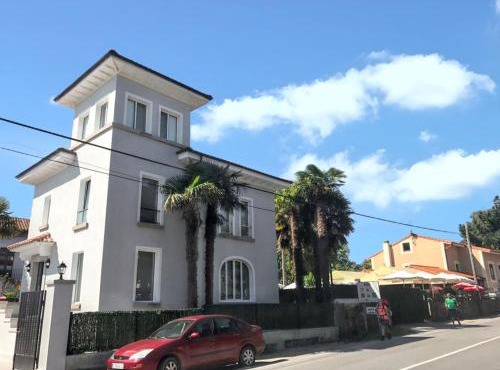 Beautiful Holiday Home in Po de Llanes with Sea View
