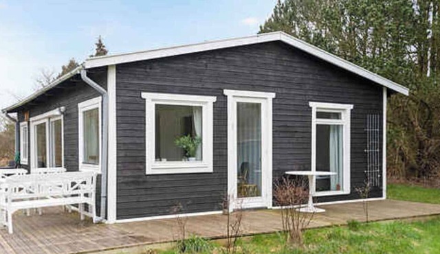 Beautiful holiday home on an undisturbed plot