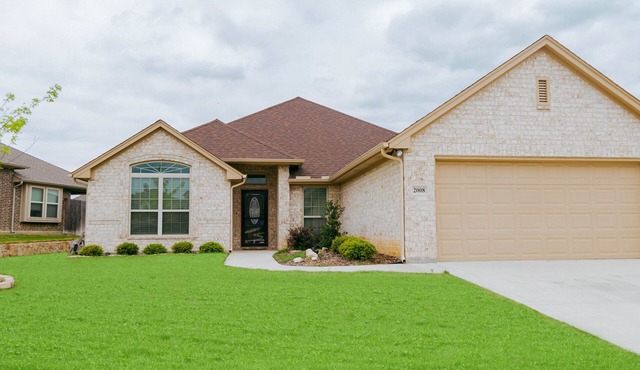 BEAUTIFUL HOME! 3/2