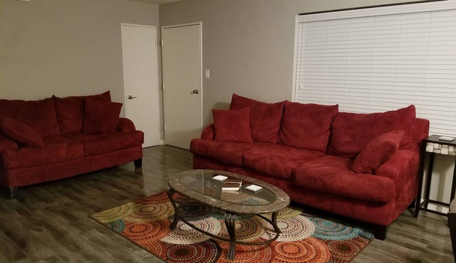 Beautiful home 5min from where you want to be.