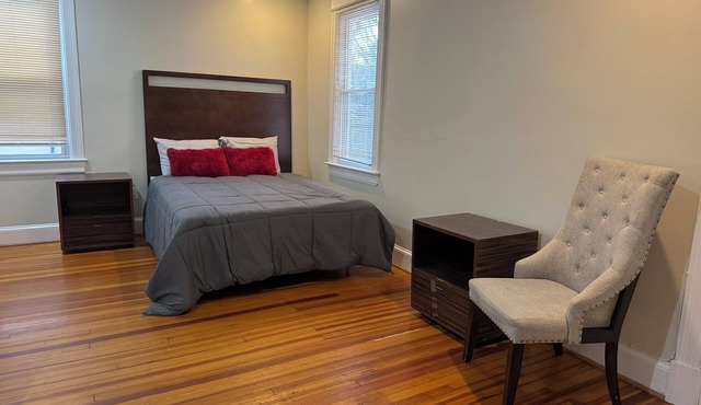 Beautiful Home Away from Home: Spacious 5-bedroom house in Washington DC.