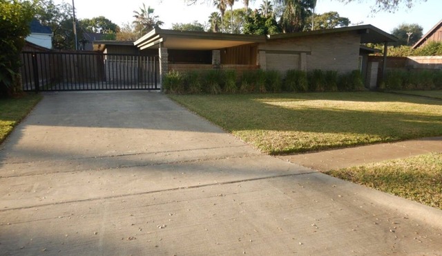 Beautiful Home Close Galleria and Medical Center