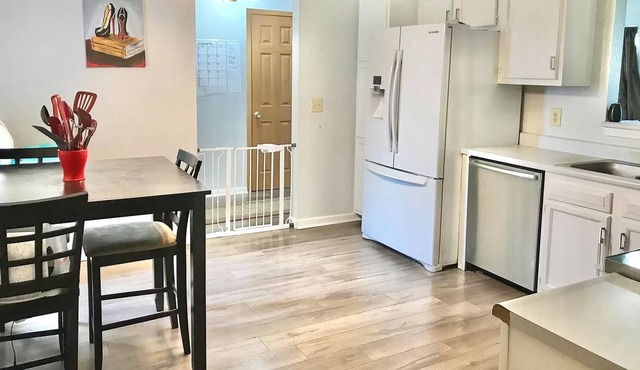 Beautiful home close to all amenities