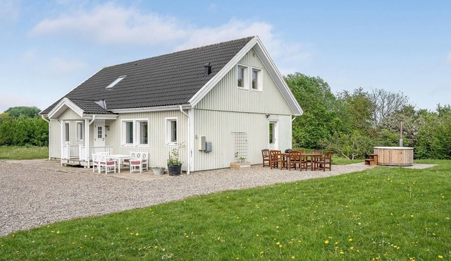 Beautiful home in Sønder Stenderup