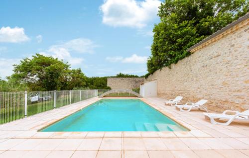 Beautiful Home In Salles Sous Bois