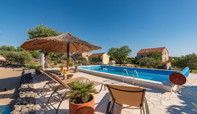 Beautiful home in Gornje Ceranje