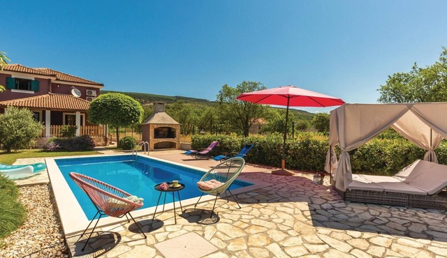 Beautiful home in Prolozac Donji