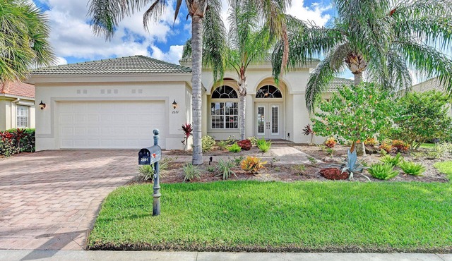 Beautiful Home In Riverwood Golf and Country Club Gated Community