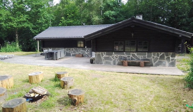 Beautiful home in Aars w/