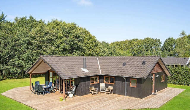 Beautiful home in Ansager with sauna