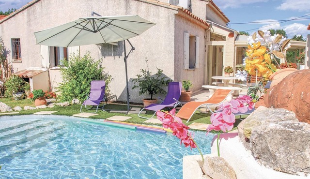 Beautiful home in Avignon with private swimming pool, can be inside or outside