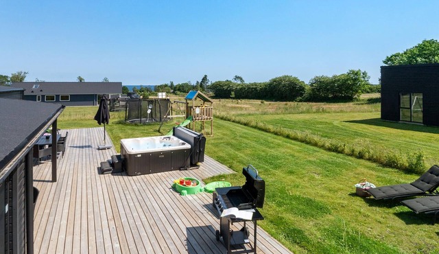Beautiful home in Børkop with sauna