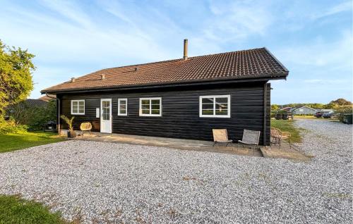 Beautiful Home In Børkop With Sauna