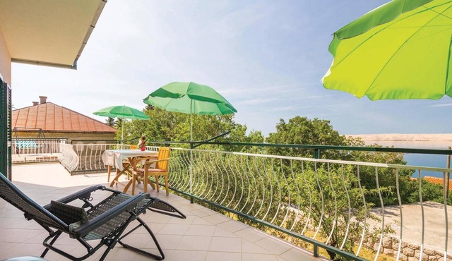 Beautiful home in Baric Draga with house sea view