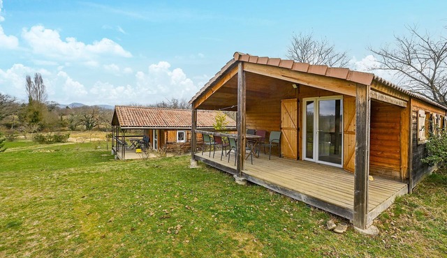 Beautiful home in Barjac with WiFi