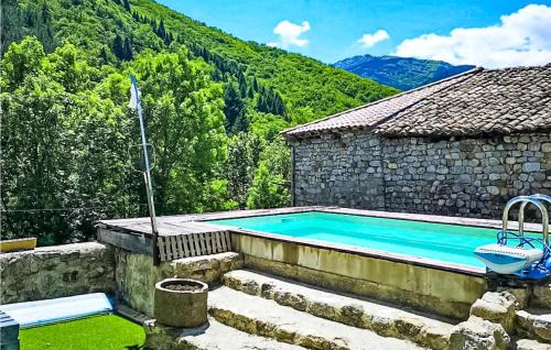 Beautiful Home In Barnas