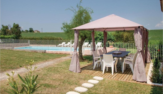 Beautiful home in Beauville with 5 Bedrooms, WiFi and Outdoor swimming pool