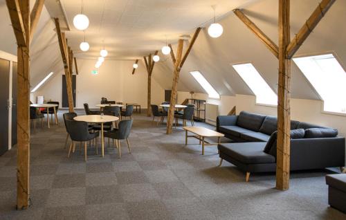 Beautiful Home In Brørup With Wifi