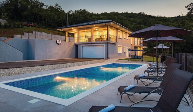 Beautiful home in Bregi with sauna