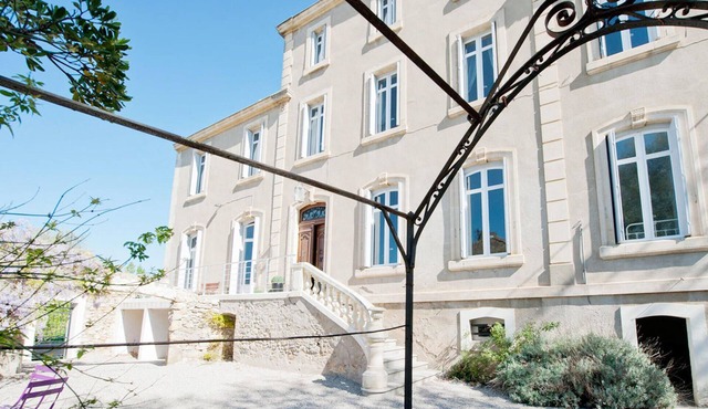 Beautiful home in Canet